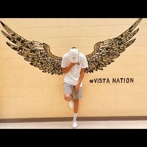 Meet your Posher, Isaac